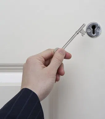 Father Son Locksmith Store Tampa, FL 813-703-8704 Father Son Locksmith Store Tampa, FL 813-703-8704 - key-making